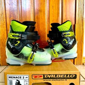 Dalbello Menace 2 (262mm) 22/22.5 Kids Ski Boots